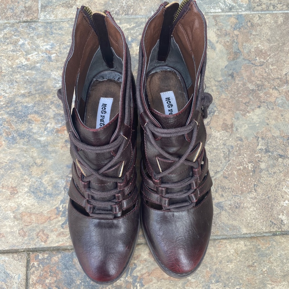 Hot rated brand open booties from Buckle store. Dark burgundy, size 7.5